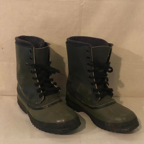 Size 10 Men's Green Sorel Premium Waterproof Warm Lining Boots - Picture 1 of 9